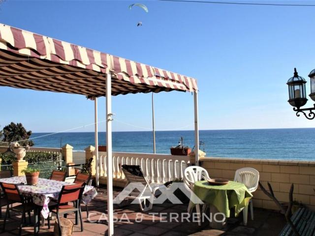 Local comercial en venta en Vélez-Málaga photo 0