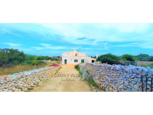 Casa con terreno en venta en Sant Lluís photo 0