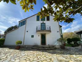 Chalet en venta en Santiago de Compostela, Zona Histórica photo 0