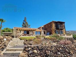 Casa con terreno en venta en Arona photo 0