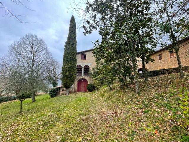 Casa con terreno en venta en La Vall d'En Bas, Sant esteve d en bas photo 0