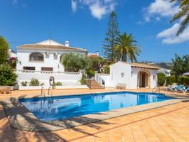 Chalet en venta en Jávea-Xàbia photo 0