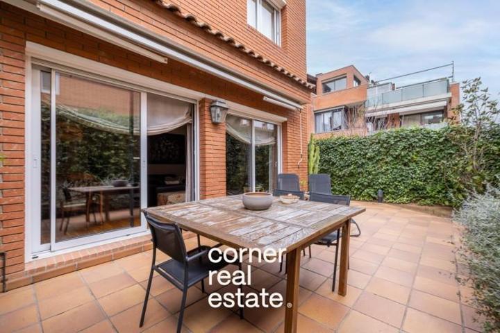 Adosada en venta en Sant Cugat del Vallès, Parc Central - Colomer photo 0