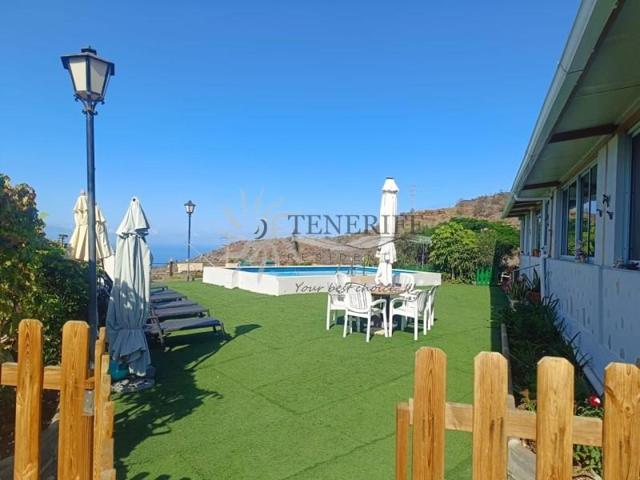 Chalet en venta en Guía de Isora, Pino, 38689 photo 0