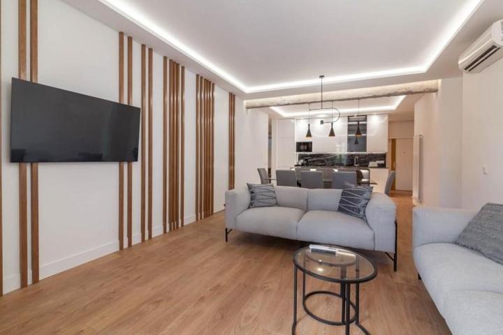 Piso en venta en Madrid, Cuzco photo 0