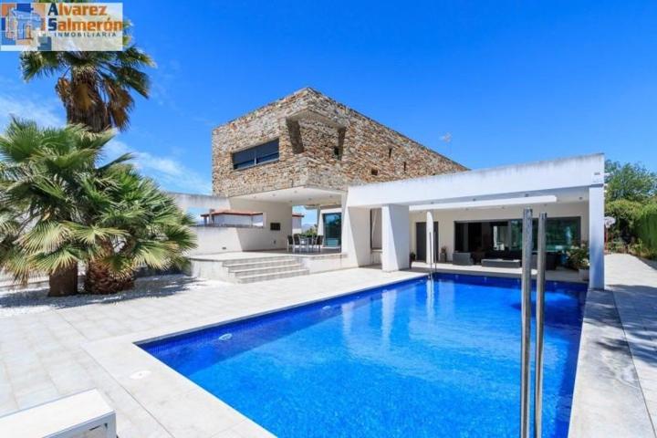 Casa en venta en Gójar, Gojar photo 0