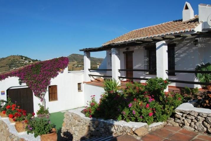 Chalet en venta en Frigiliana, Frigiliana photo 0