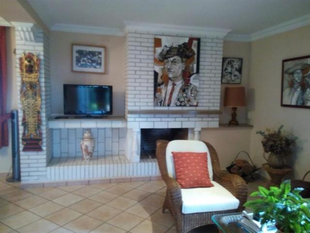 Chalet en venta en Chiclana de la Frontera, 2ª pista de La Barrosa photo 0