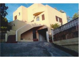 Chalet en venta en Calvia, Costa de la Calma photo 0