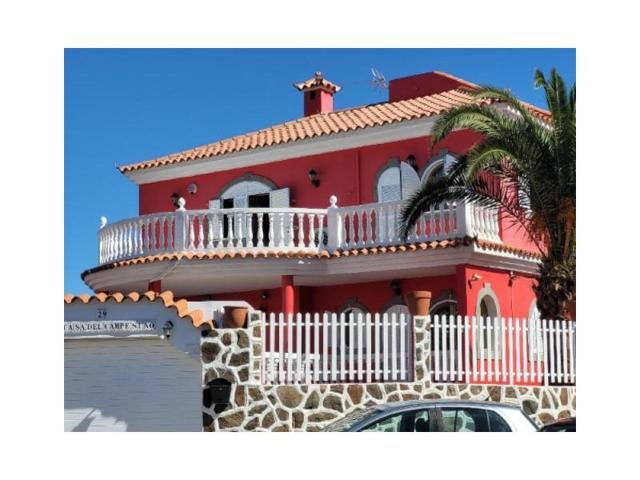 Chalet en venta en San Bartolomé de Tirajana photo 0