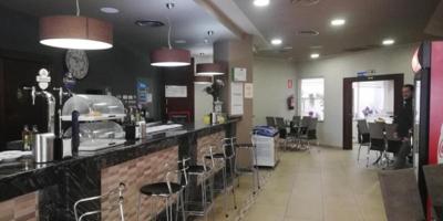 Local comercial en venta en Dúrcal photo 0