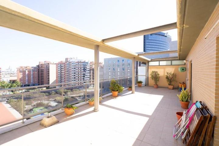 Atico Duplex en venta en Valencia, Ciutat de les Arts i de les Ciencies photo 0