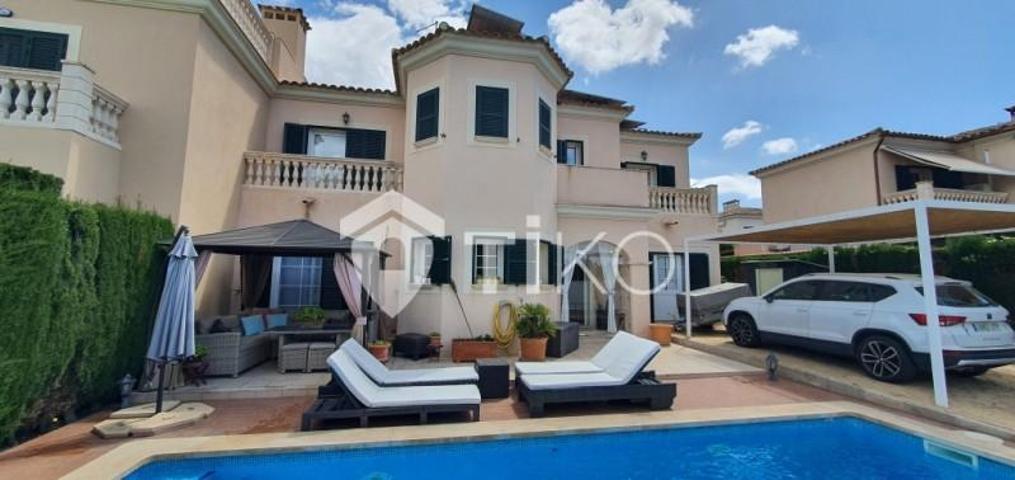 Casa en venta en Llucmajor photo 0