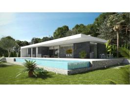 Chalet en venta en Denia photo 0