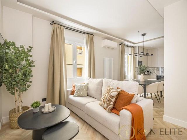 Piso en venta en Madrid, Ibiza photo 0