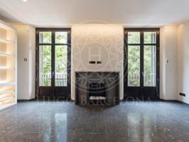 Piso en venta en Barcelona photo 0