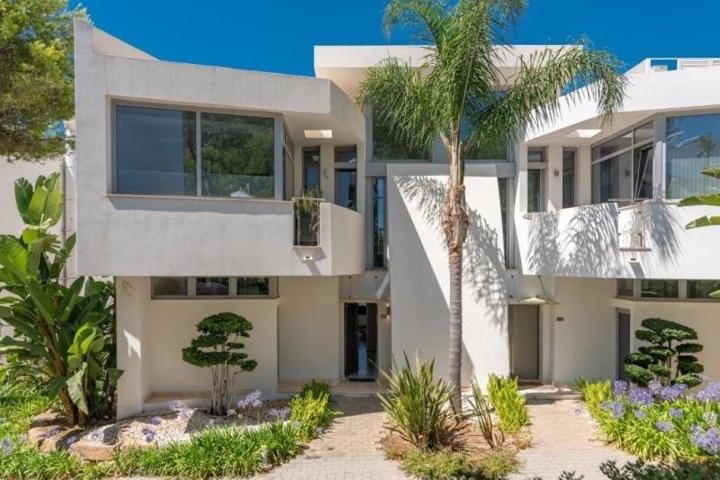 Chalet en venta en Marbella, Sierra blanca photo 0