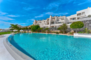 Apartamento en venta en La Caleta, La Caleta photo 0