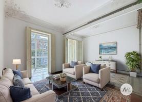 Piso en venta en Barcelona, Central photo 0