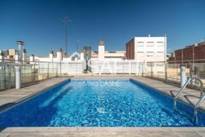 Piso en venta en Barcelona photo 0