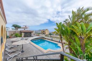 Chalet en venta en San Miguel de Abona, Alfonso Mejías, 38620 photo 0