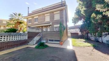 Adosada en venta en Castelldefels, Playa photo 0