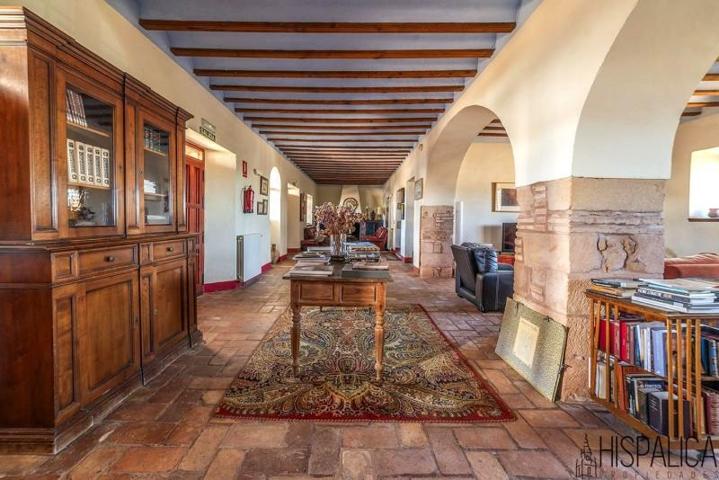 Chalet en venta en Montoro photo 0