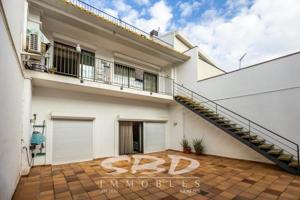 Casa en venta en Sabadell, Centre photo 0