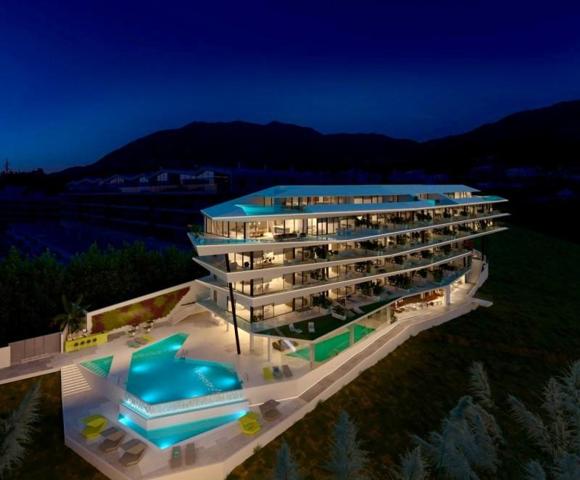 Planta baja en venta en Fuengirola, Carvajal photo 0