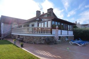 Chalet en venta en Albelda de Iregua, La Tapiada photo 0