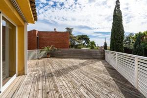 Adosada en venta en Sant Just Desvern, Centre photo 0