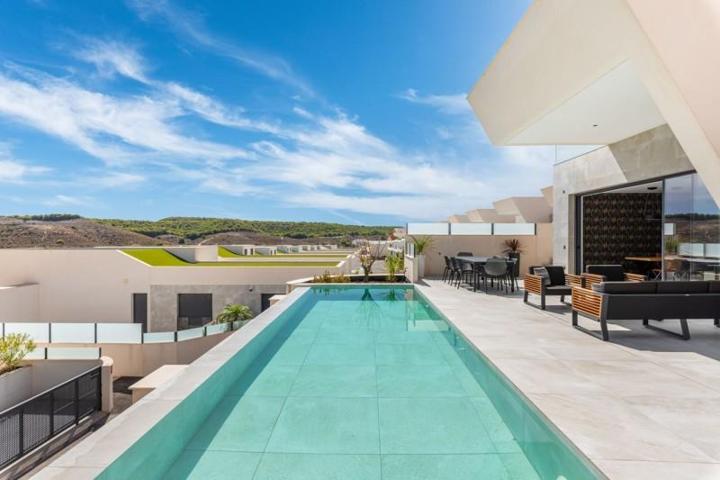 Chalet en venta en Ciudad quesada, Costa blanca sur photo 0