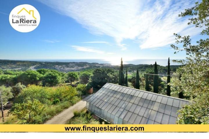 Chalet en venta en Arenys de Mar, Alta photo 0