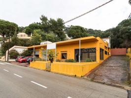 Local comercial en venta en Lloret de Mar photo 0