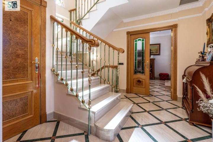 Casa en venta en Granada, Granada photo 0