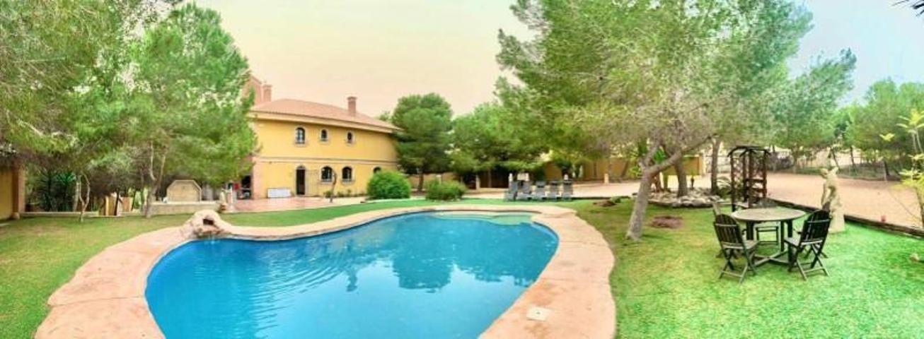 Chalet en venta en Rojales photo 0