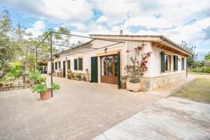 Chalet en venta en Mallorca, Establiments - Son Sardina photo 0