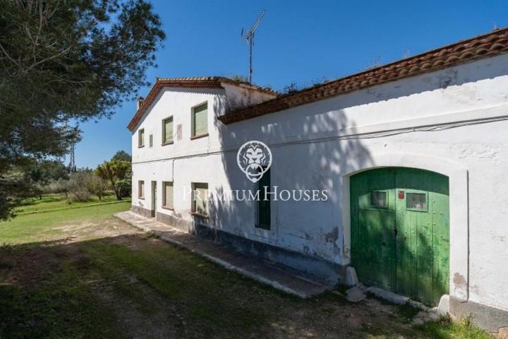 Chalet en venta en Vilanova i la Geltrú, Corral D`en Mila photo 0