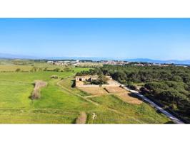 Casa en venta en Bellcaire d'Empordà photo 0