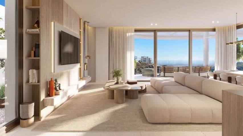 Piso en venta en Benahavís photo 0