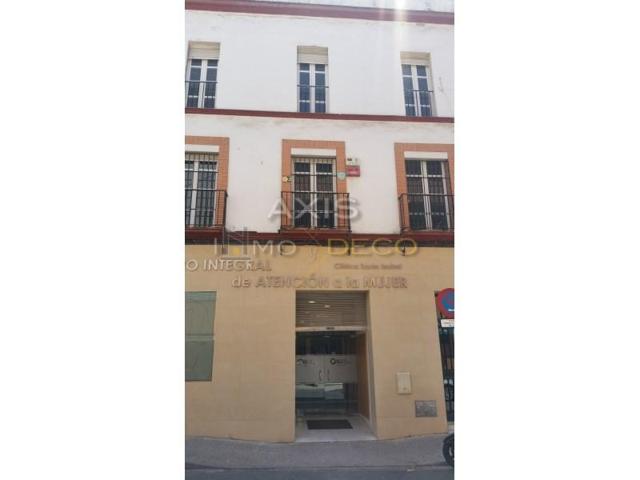 Edificio en venta en Sevilla, Luis Montoto - Santa Justa photo 0