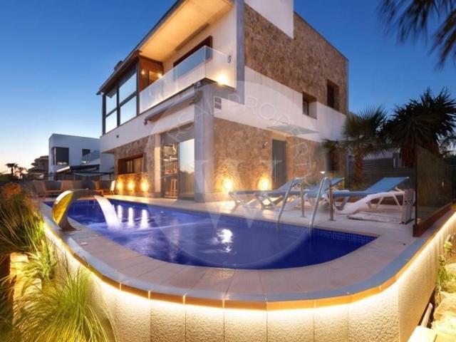 Casa en venta en Cambrils, Cap de San Pere photo 0