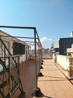 Edificio en venta en Valencia, El Perellonet photo 0