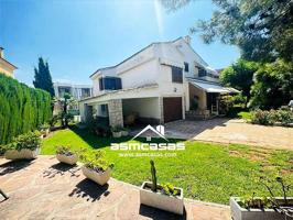 Chalet en venta en Benicàssim, Heliópolis photo 0