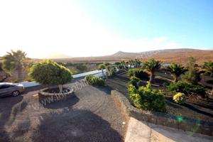 Casas de pueblo en venta en Tahiche, Tahiche photo 0