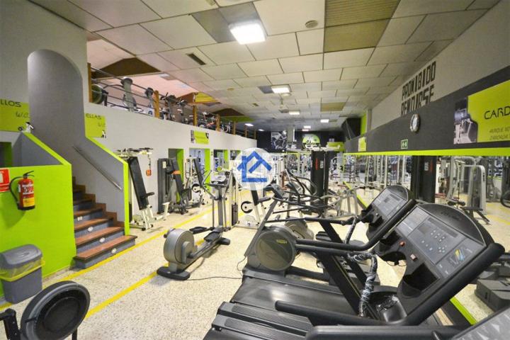 Local comercial en venta en Málaga, La Union photo 0