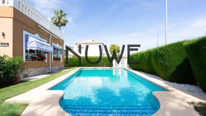 Chalet en venta en Denia, La xara photo 0