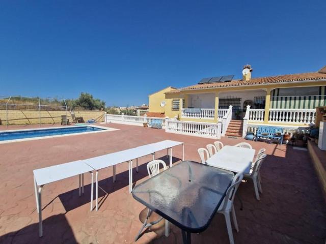 Chalet en venta en Rincón de la Victoria, Añoreta photo 0