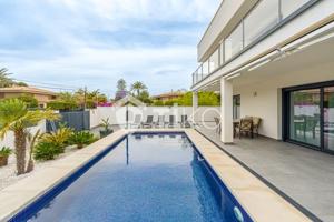 Casa en venta en San Juan photo 0