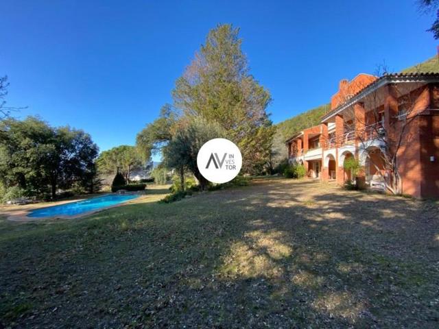 Casa con terreno en venta en L'Ametlla del Vallès, Ametlla del Vallès (L ) photo 0